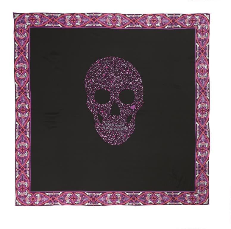 Heart skull 90x90 cm / 90-363 Heart skull 90x90 - Black/Lilac