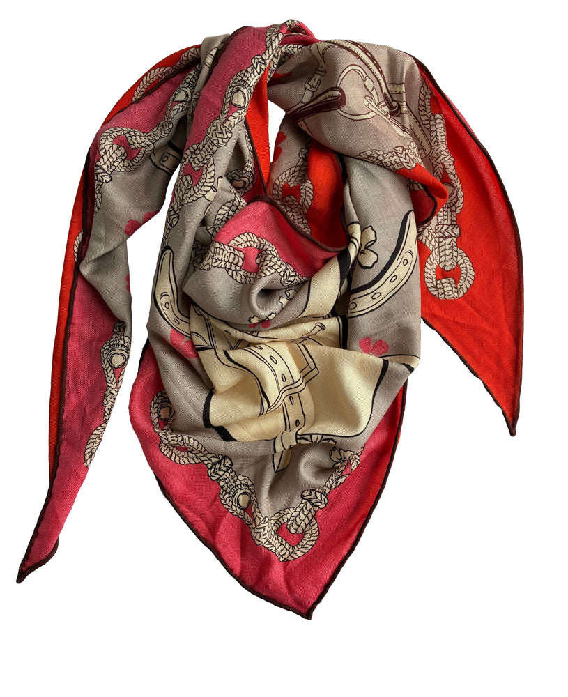 Scarf / SW006 Saddle up Triangle 135x135 - Orange/Cream