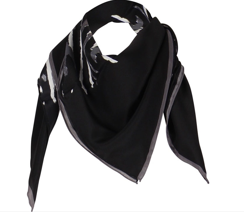 Charlotte Sparre Copenhagen Zee 90x90 cm Scarf Black