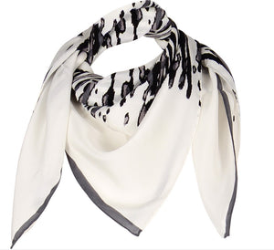 Charlotte Sparre Copenhagen Zee 90x90 cm Scarf Off white